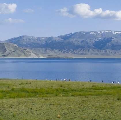 新疆赛里木湖，省级旅游名胜景区赛里木湖唯美山水景色图片