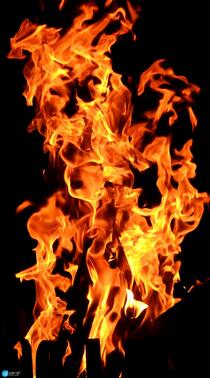 火壁纸，燃烧的火焰图片