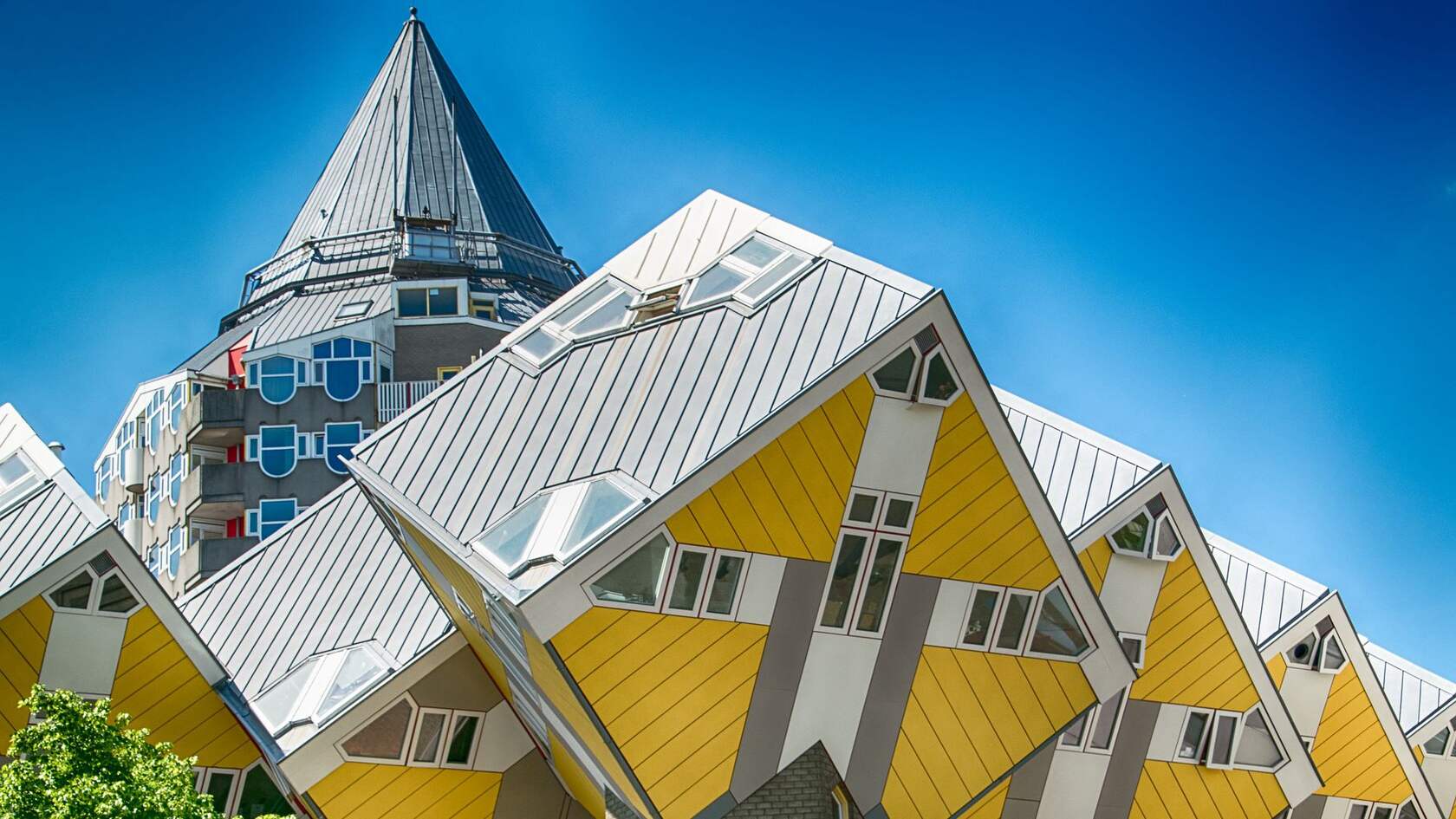 欧洲 荷兰 鹿特丹 创意 设计感十足的奇特立方体房子壁纸图片第1张图片