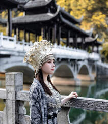 苗族服饰美女，性感网红美女民族风服饰穿搭别有一番风姿写真套图组图14