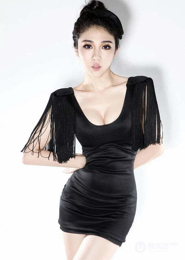 气质女生模特李心蕊高清写真（10P）