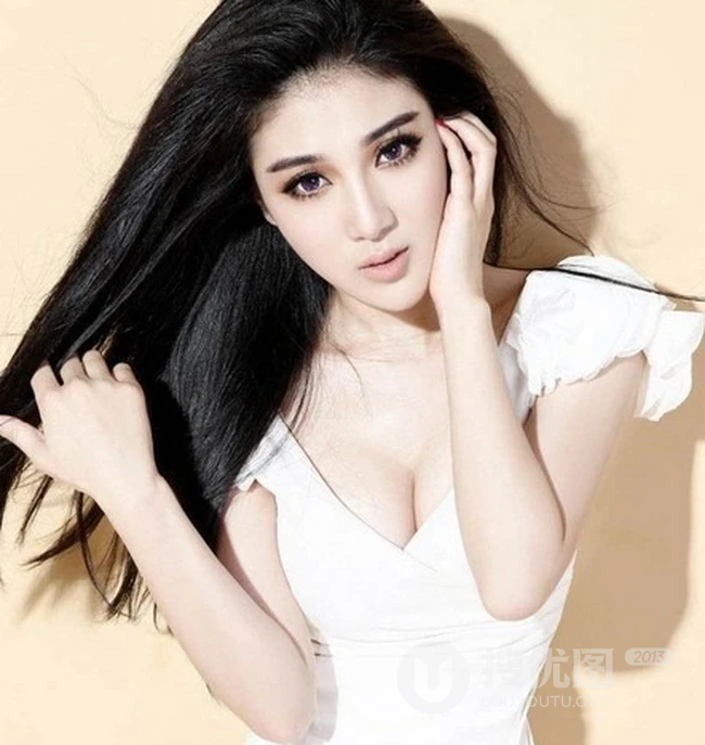 气质女生模特李心蕊高清写真（10P）