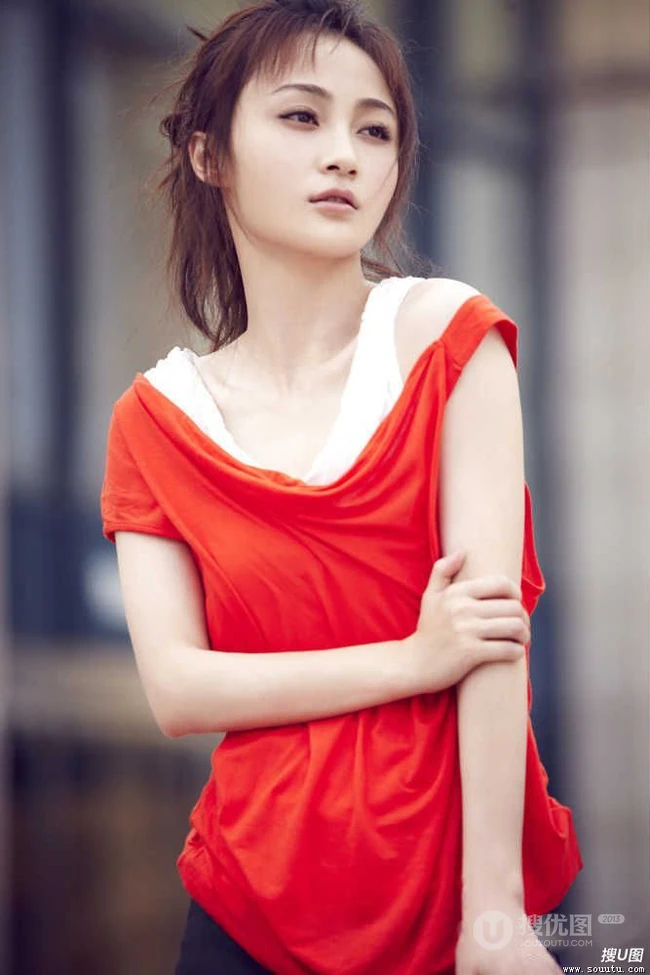 明星姚笛图片_背景大图_写真（13P）
