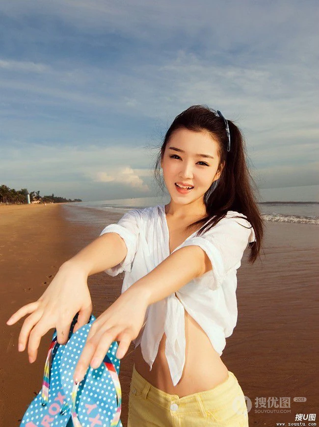 少女沙滩可爱卡哇伊图片(22p)