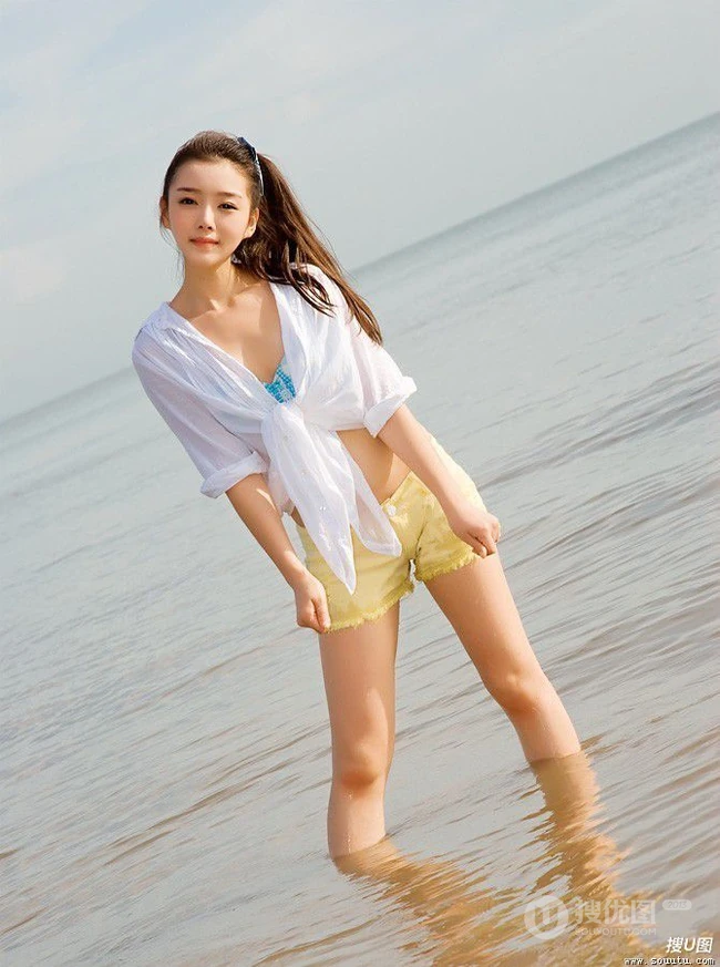 少女沙滩可爱卡哇伊图片(22p)
