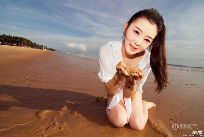 少女沙滩可爱卡哇伊图片(22p)