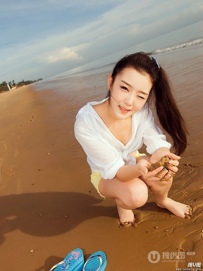 少女沙滩可爱卡哇伊图片(22p)