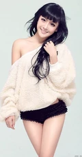 女生艾莎图片_说不尽的温柔可人