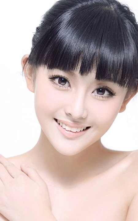 女生艾莎图片_说不尽的温柔可人