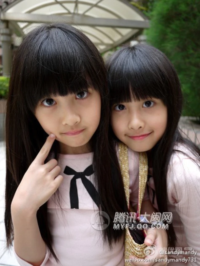 台湾超漂亮可爱双胞胎少女组图