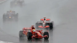 F1赛车帅气高清桌面壁纸图片