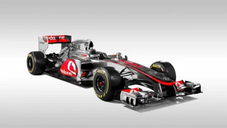 F1赛车帅气高清桌面壁纸图片