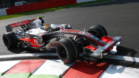 F1方程式赛车高清壁纸图片