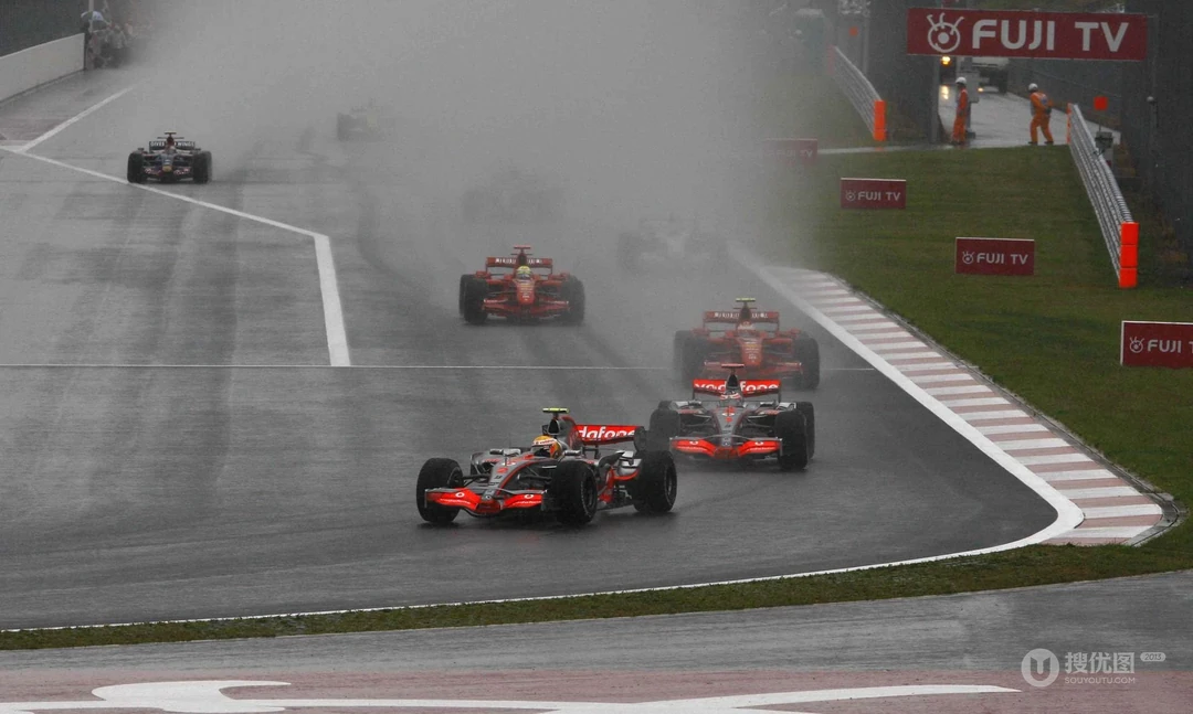 F1赛车赛道中高清壁纸桌面