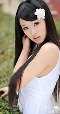 略带有一些伤感的清纯女孩图片