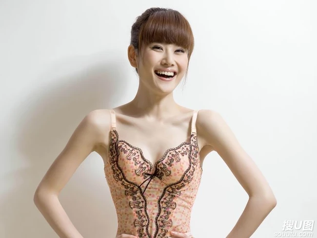 张如意清纯优美图片（组图）