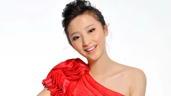 王若涵优美1680x1050高清壁纸组图