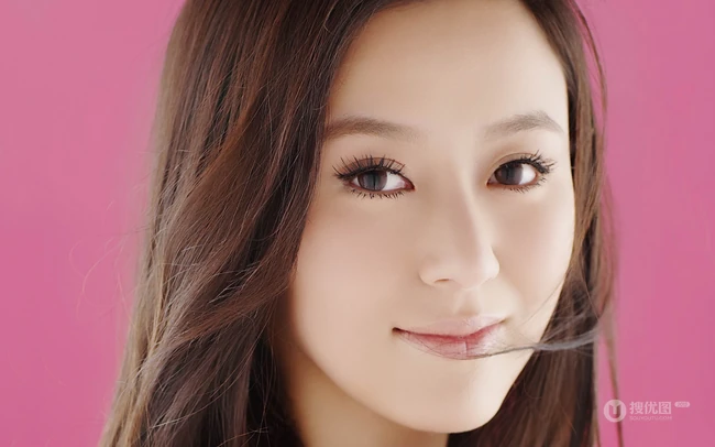 周牧茵优美图片写真