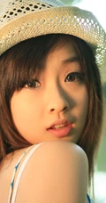 可爱清新女生《何曼婷》甜美照片