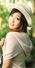可爱清新女生《何曼婷》甜美照片
