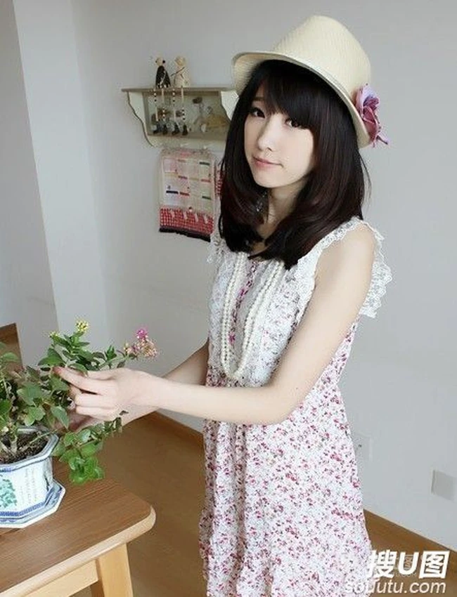 文静可爱女生清新照