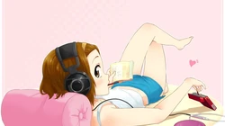 动漫女孩桌面壁纸背景