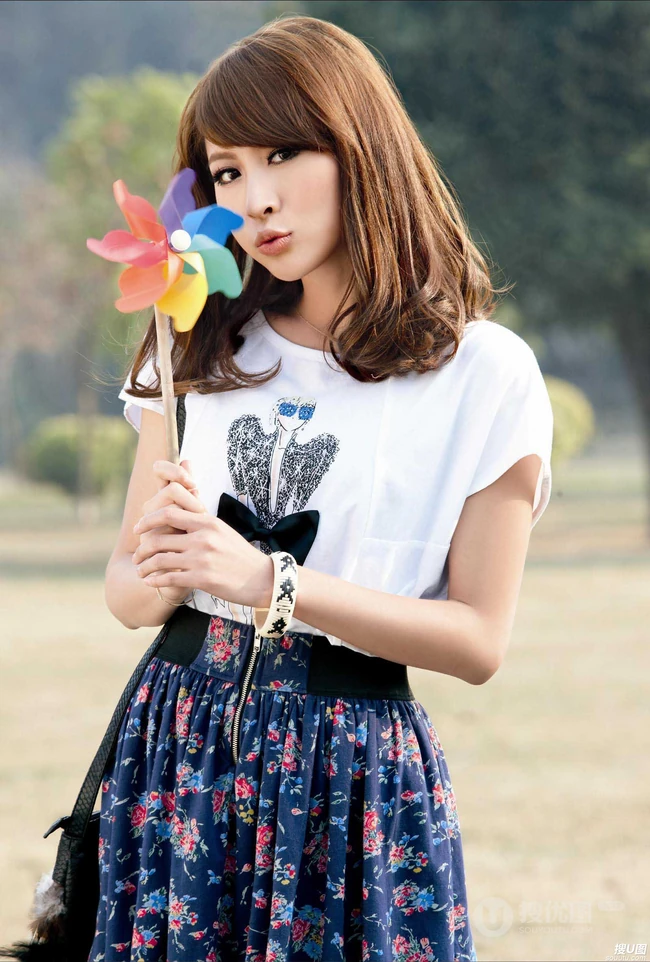清新女孩高清唯美大图