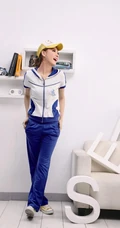 制服休闲运动装女生大图