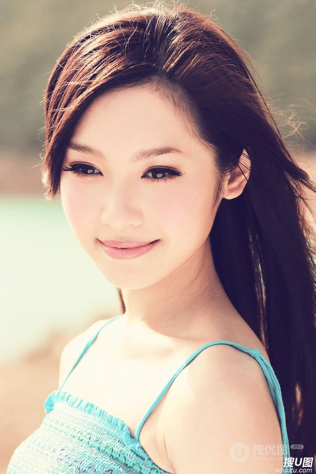 女生郊外摄影_唯美的像一幅幅画卷