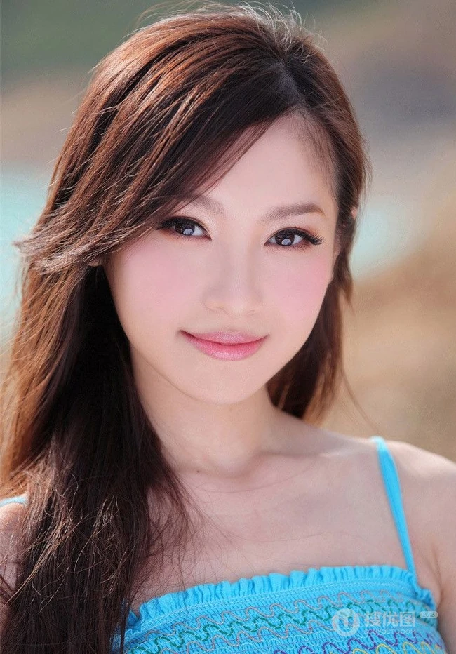 女生郊外摄影_唯美的像一幅幅画卷