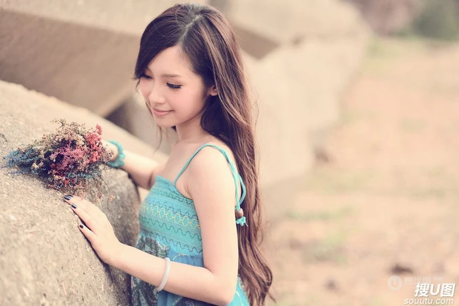 女生郊外摄影_唯美的像一幅幅画卷
