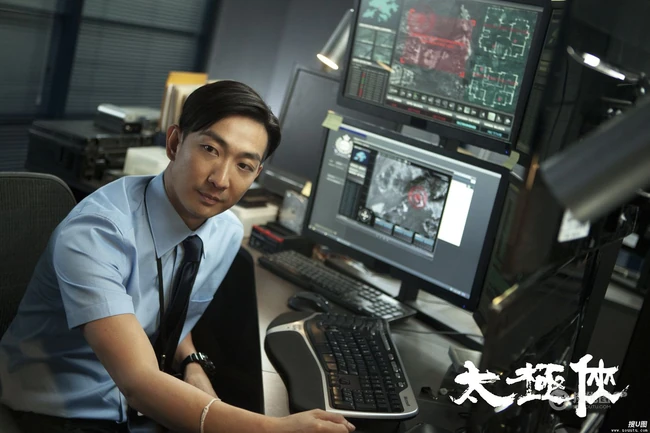 好莱坞巨星-基努里维斯加盟《太极侠》高清套图