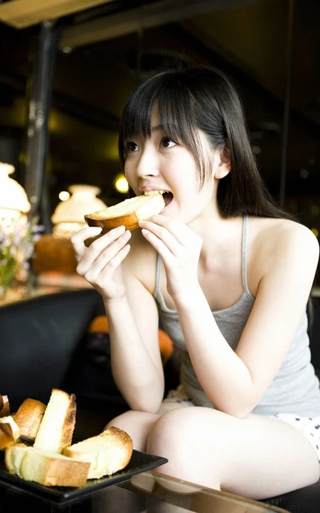 铃木爱理清纯高清系列写真&mdash;花儿正开放（20P）