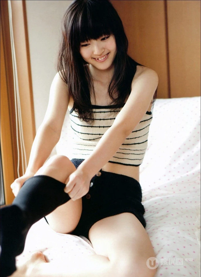 铃木爱理清纯高清系列写真&mdash;花儿正开放（20P）
