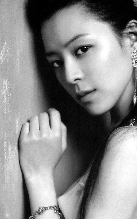 张静初图片-壁纸-写真_气质玲珑剔透的女人