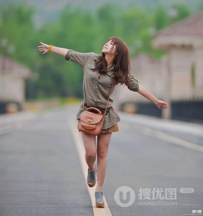 秋风阵阵，唯美清新女孩图片（10p）