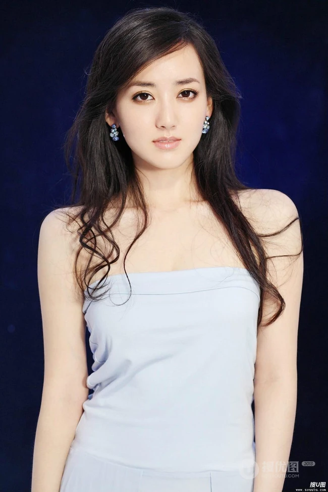 清纯女明星胡影怡图片(16p)