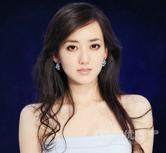 清纯女明星胡影怡图片(16p)