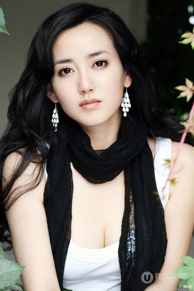 清纯女明星胡影怡图片(16p)