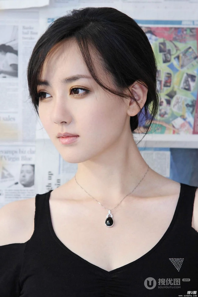 清纯女明星胡影怡图片(16p)