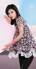 蔡卓妍图片_万花丛中一点绿（20张）