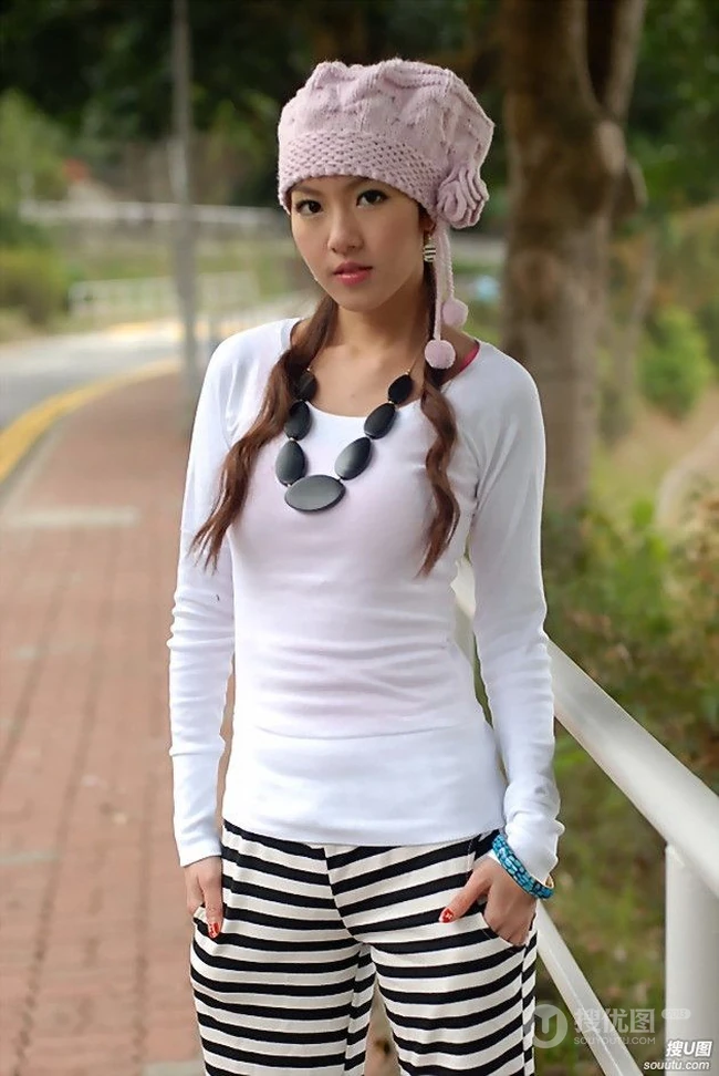清纯可爱女孩的青春季