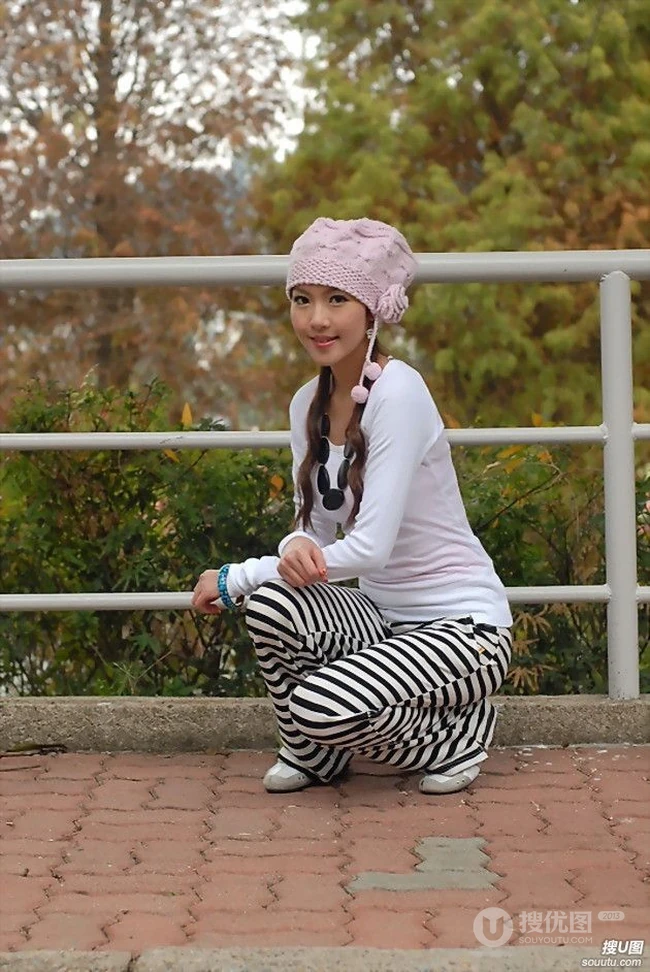 清纯可爱女孩的青春季