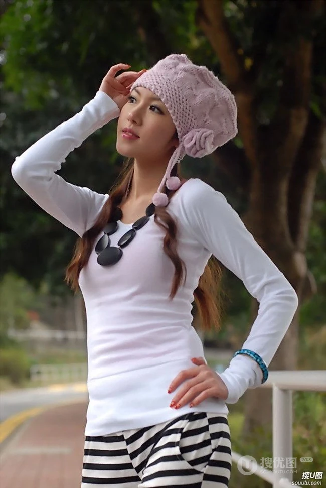 清纯可爱女孩的青春季