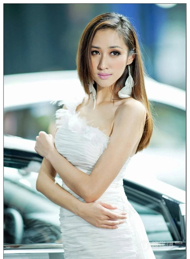 女生模特收集特辑之车模图片