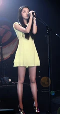 国内明星歌手朱婧个人最新写真