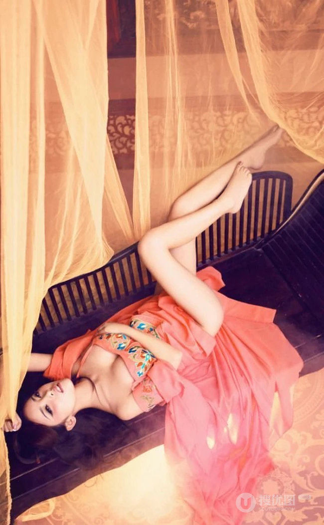 美仑美奂之古装气质女生的美背美图