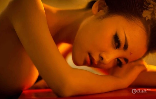 美仑美奂_古装雍容华贵气质女生图片