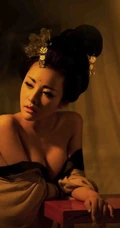 美仑美奂_古装雍容华贵气质女生图片