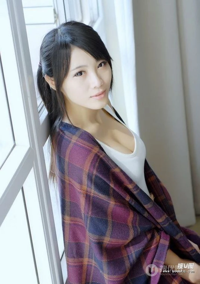 清纯素颜女生 淡淡的味道！（10P）